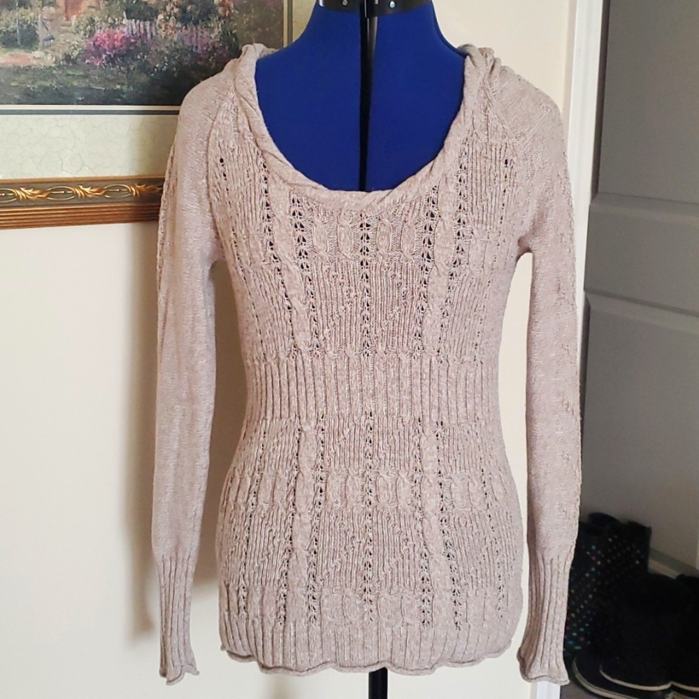 Adorable and cozy DKNY sweater
